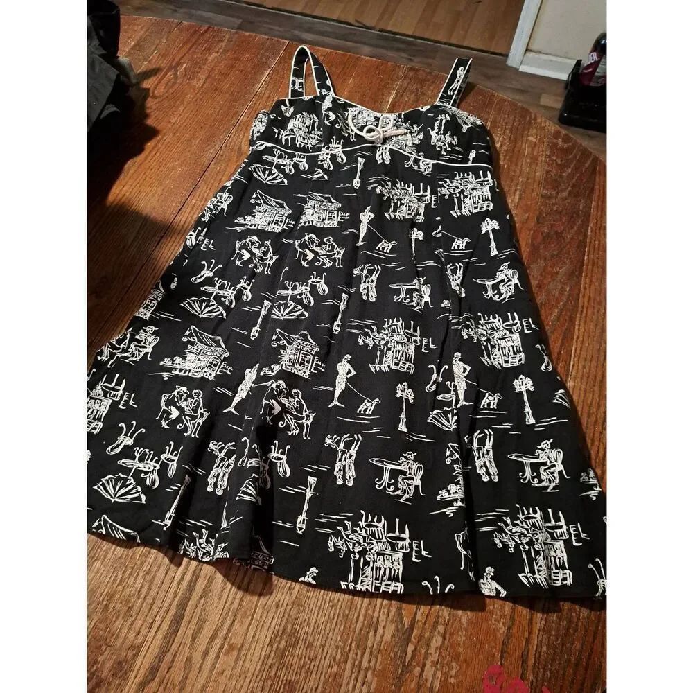 Vintage Karin Stevens Size 10 Black White Sleeveless Adjustable Strap Midi Dress